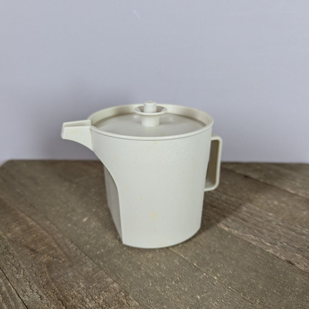 Vintage Tupperware Creamer Pitcher Beige #800-19 With Lid